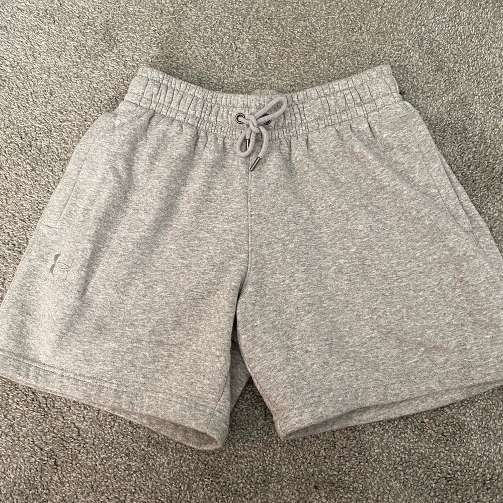 Underarmour sweatshorts